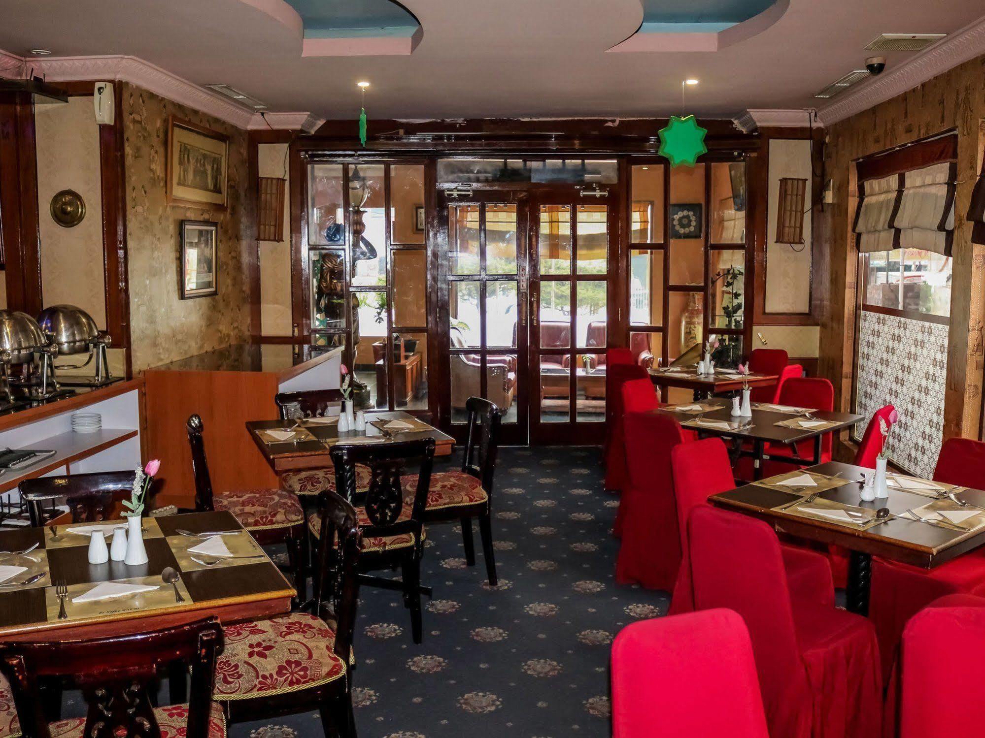 Antares Hotel Медан Экстерьер фото