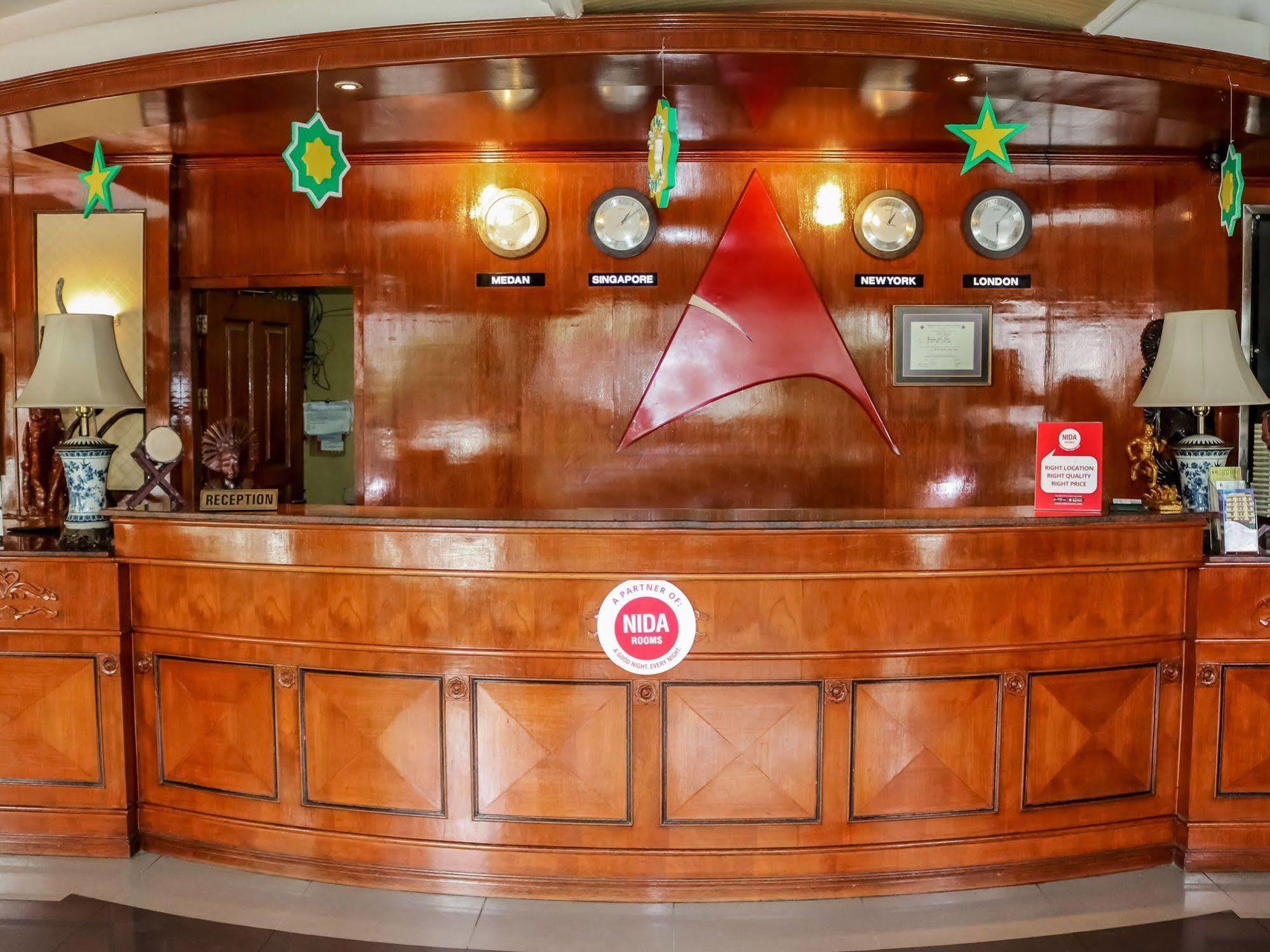 Antares Hotel Медан Экстерьер фото